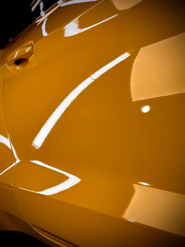 Ford Mustang – Lackreflexionen an der Tür